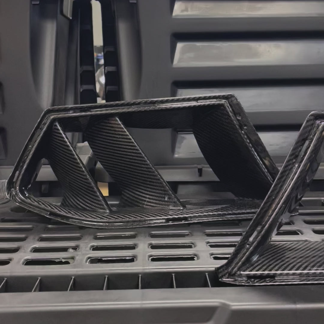 BMW G80/G82 M3/M4 Carbon Fiber Front Bumper Duct Vents (V2 Dual Slats)